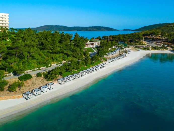 La Blanche Island photo