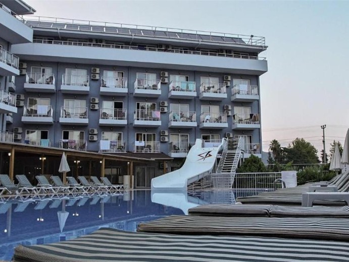 Monna Roza Beach Hotel photo